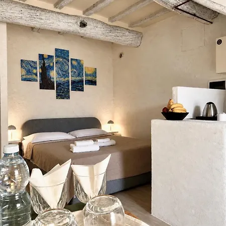 Bed & Breakfast Standard Mono 127